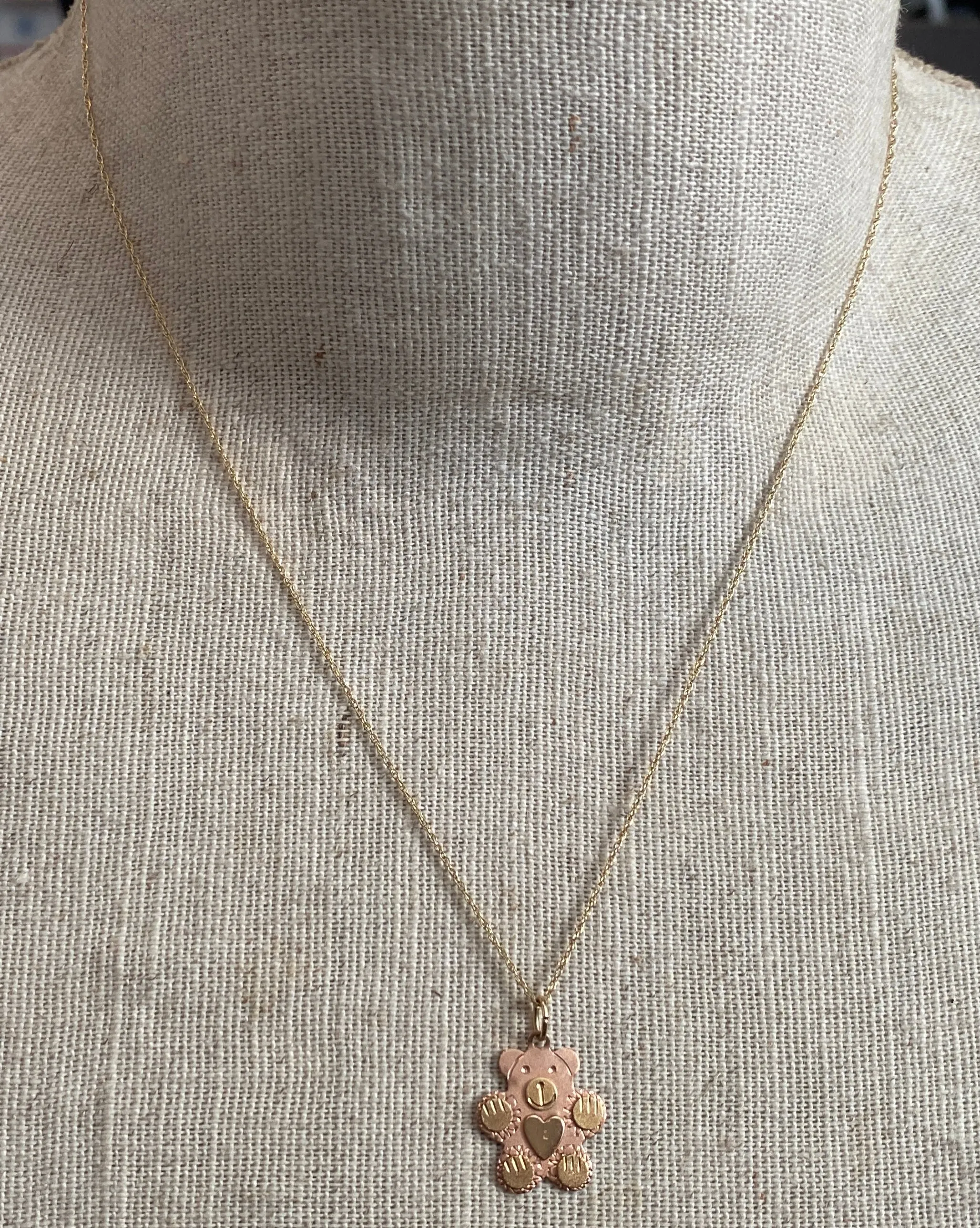 10k Rose Yellow Gold Black Hills Gold Teddy Bear Pendant Chain Necklace