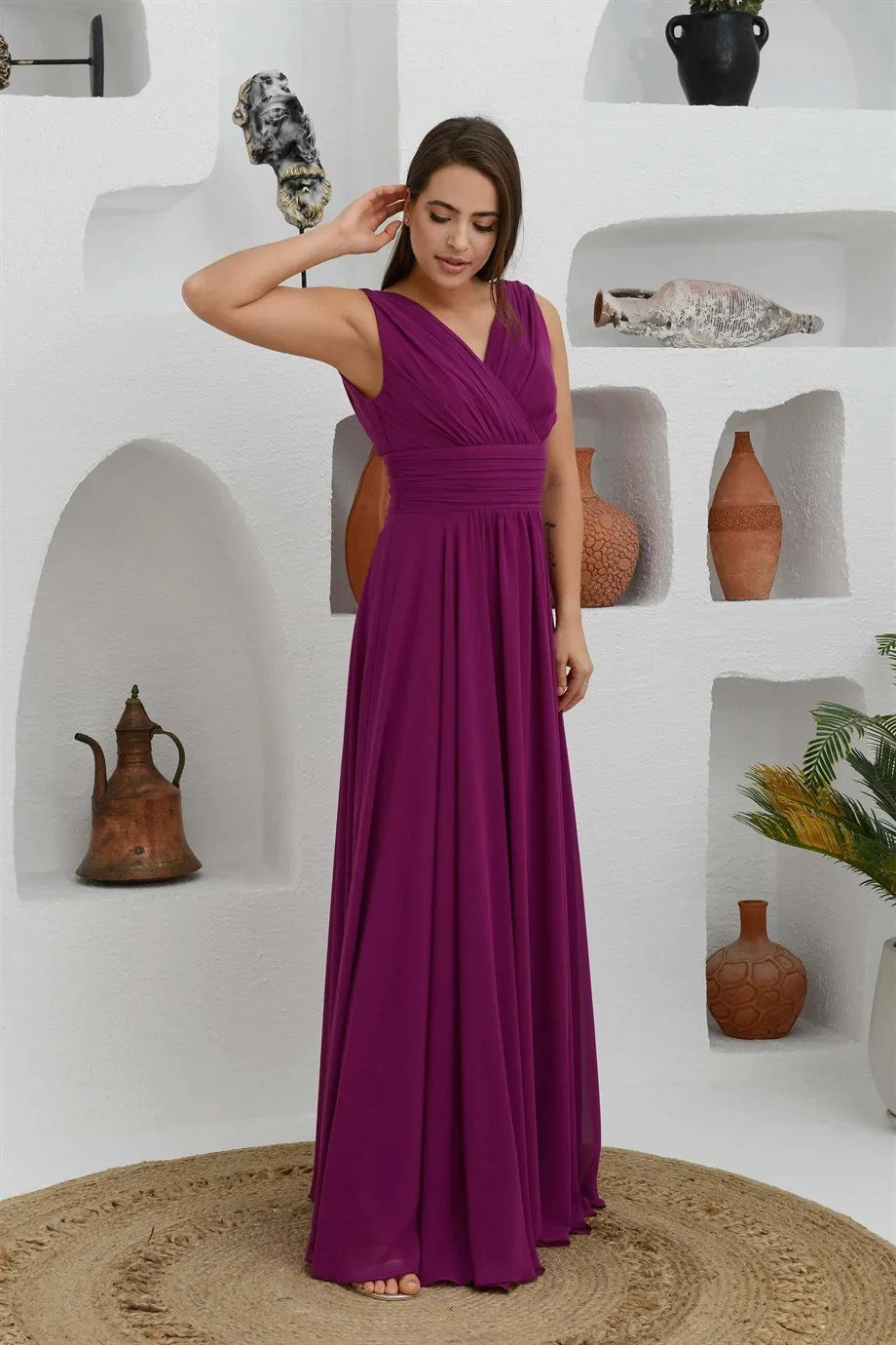 Angelino Plum Chiffon V -Yaka Long Evening Dress