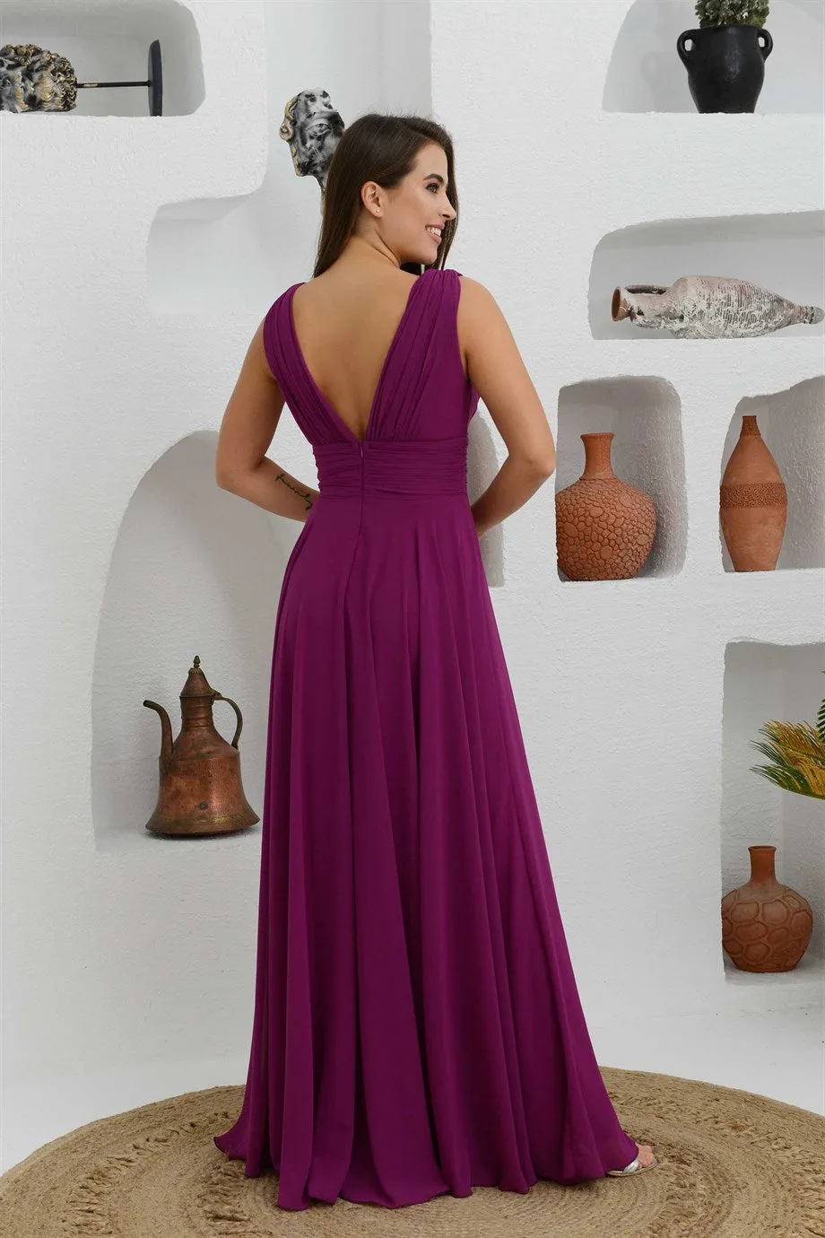 Angelino Plum Chiffon V -Yaka Long Evening Dress