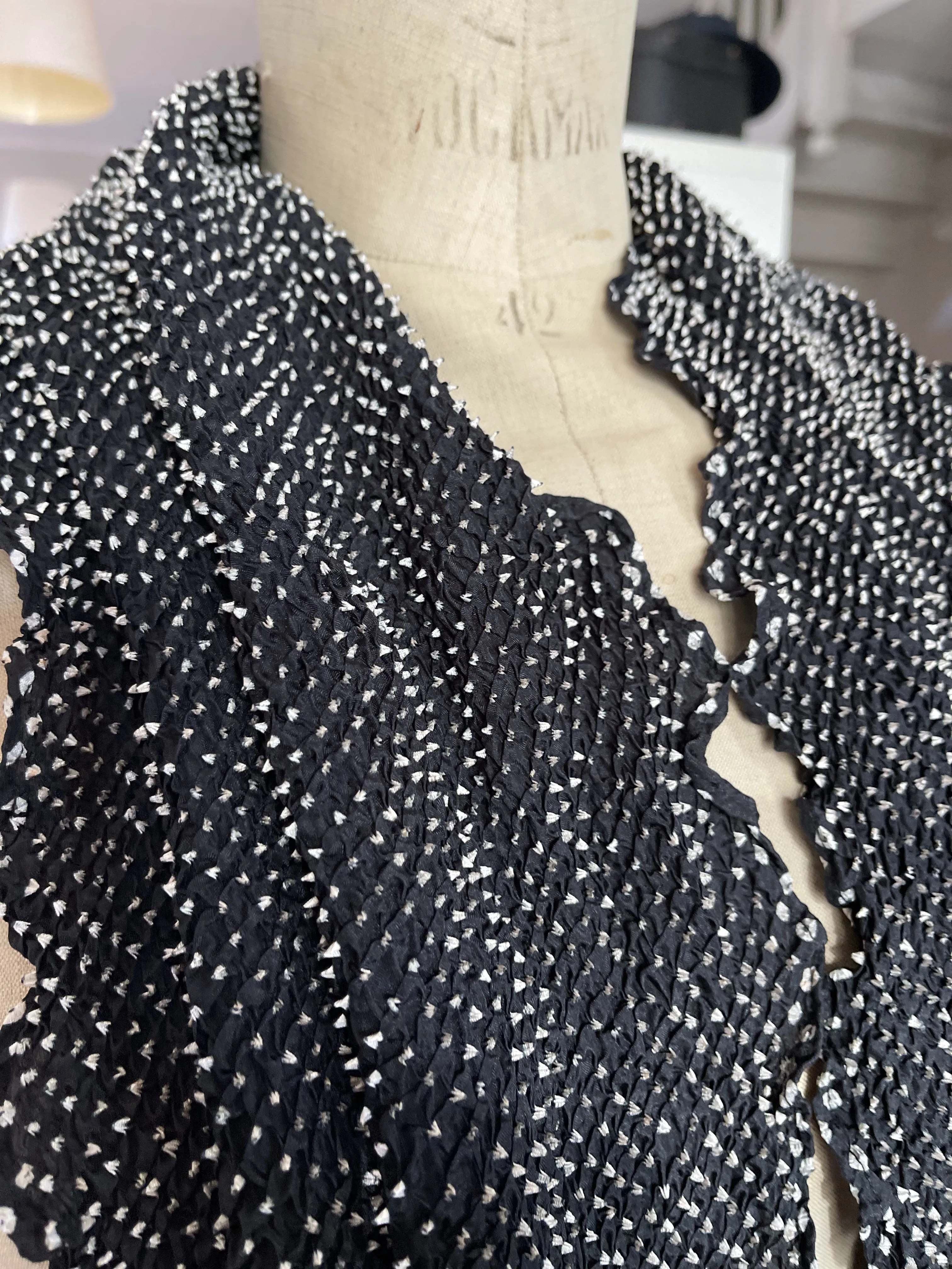 Bandhani Thousand Dot Silk Scarf - Night