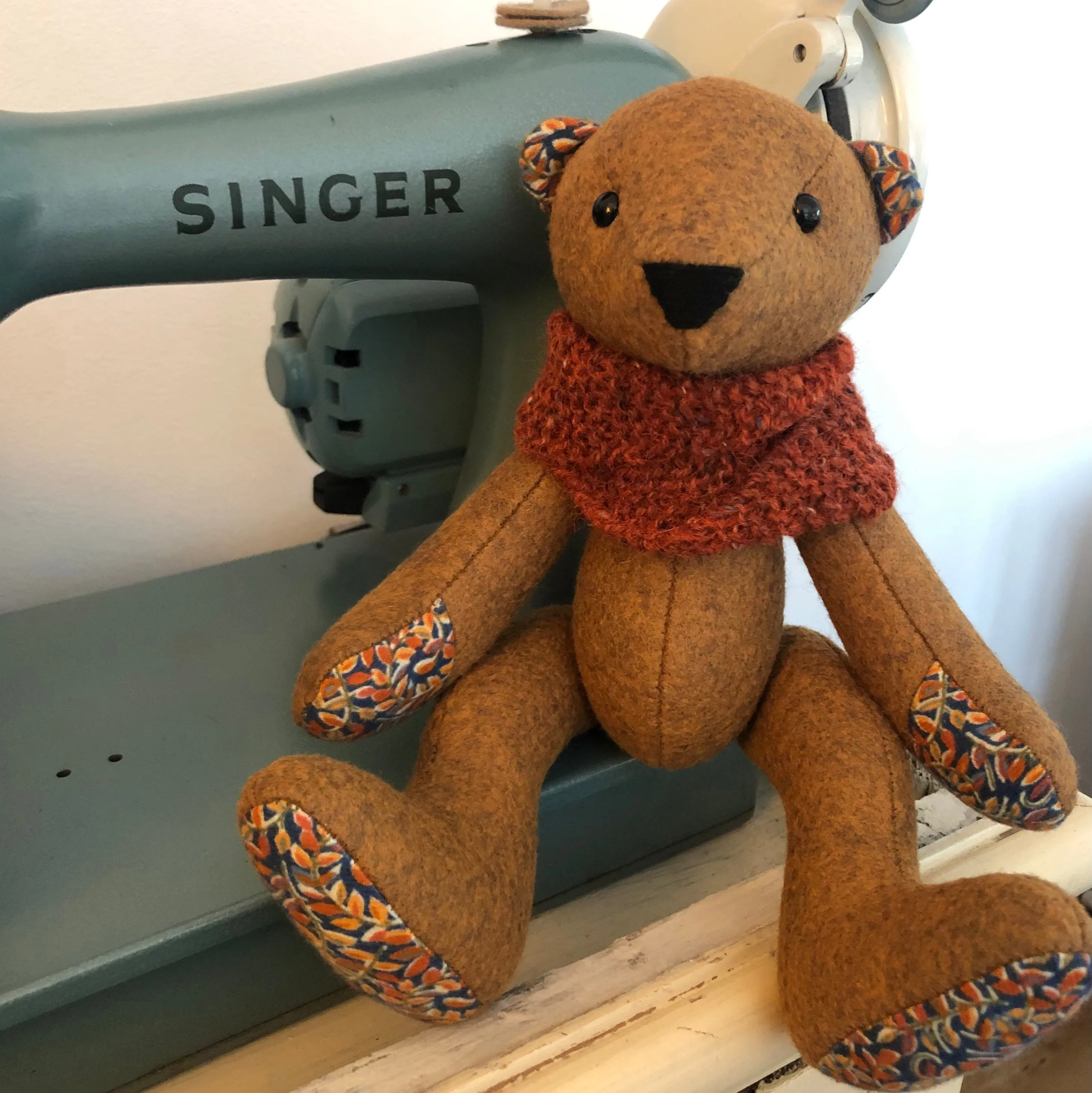 Bentley Bear Pattern and A5 Instruction Booklet - 28cm when made