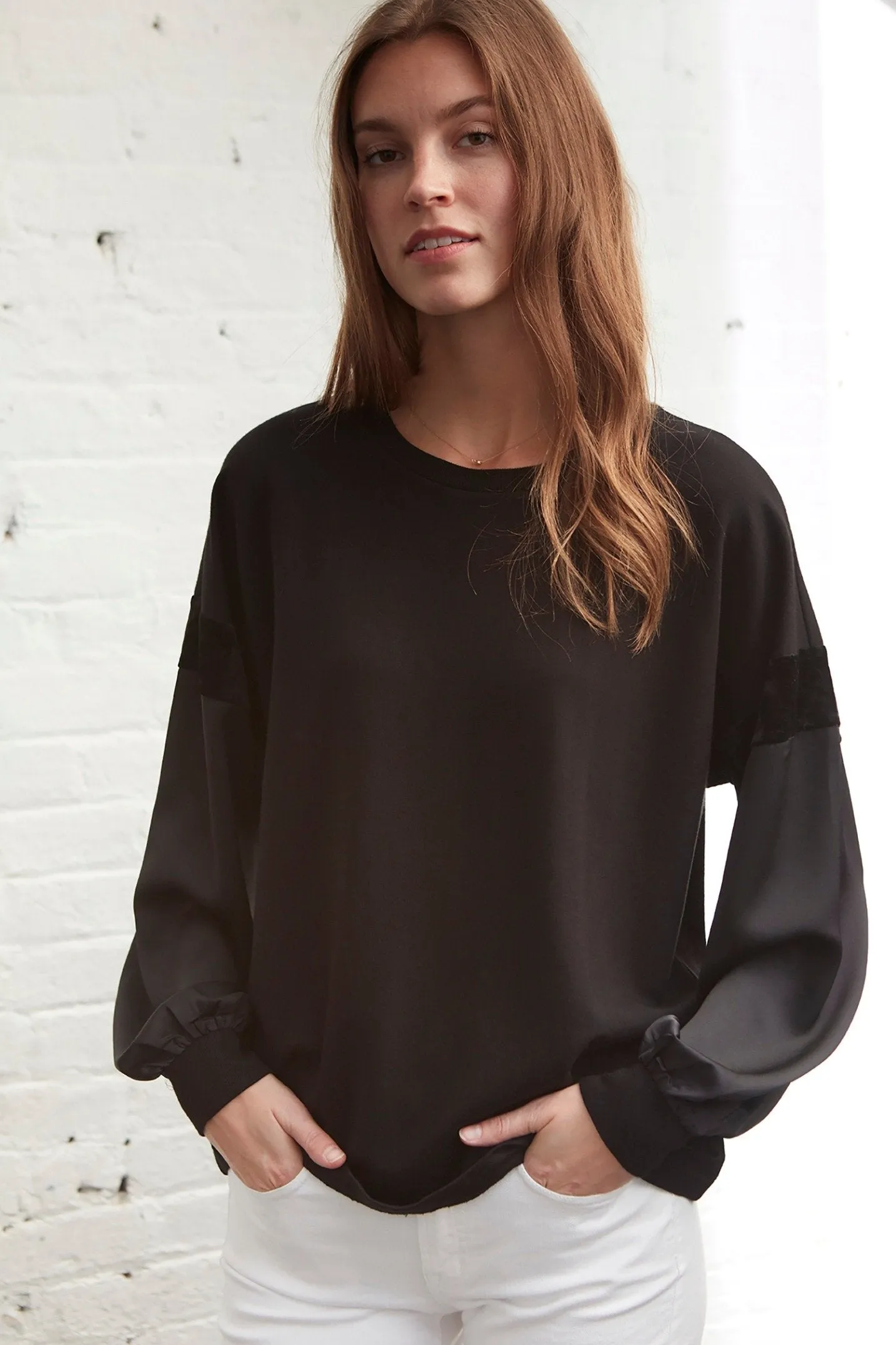 Elena Pullover in Deep Black