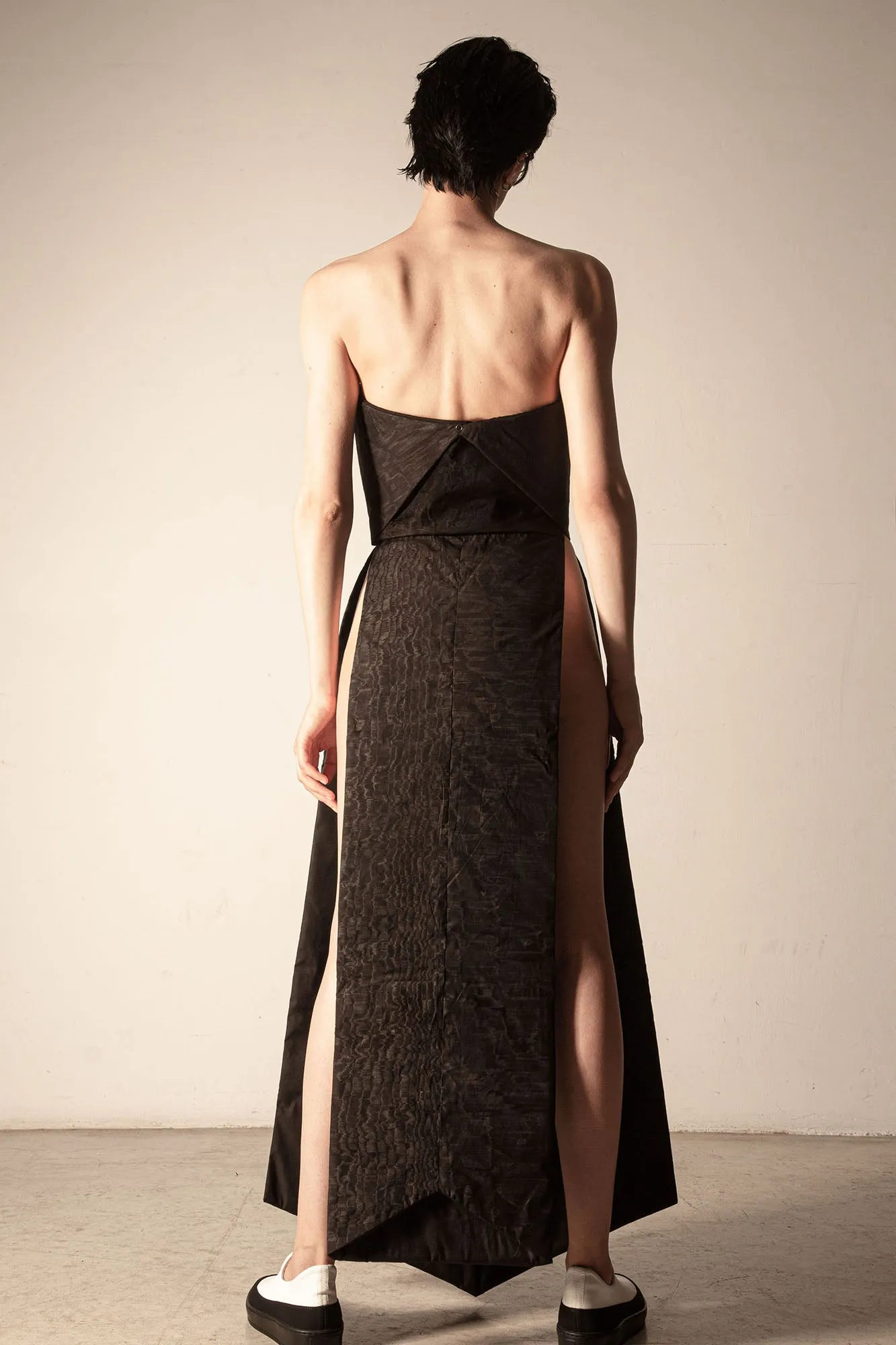 NARRATIVE 4-way transforming piece: dress/headpiece/scarf