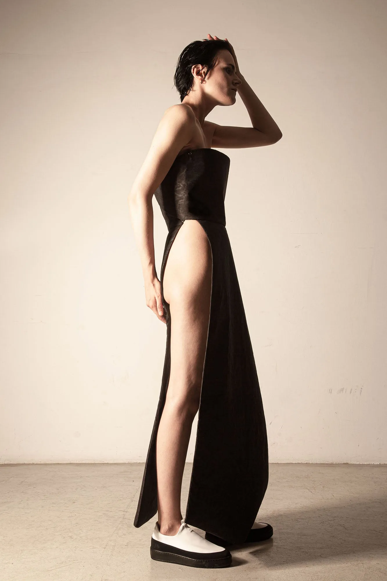 NARRATIVE 4-way transforming piece: dress/headpiece/scarf