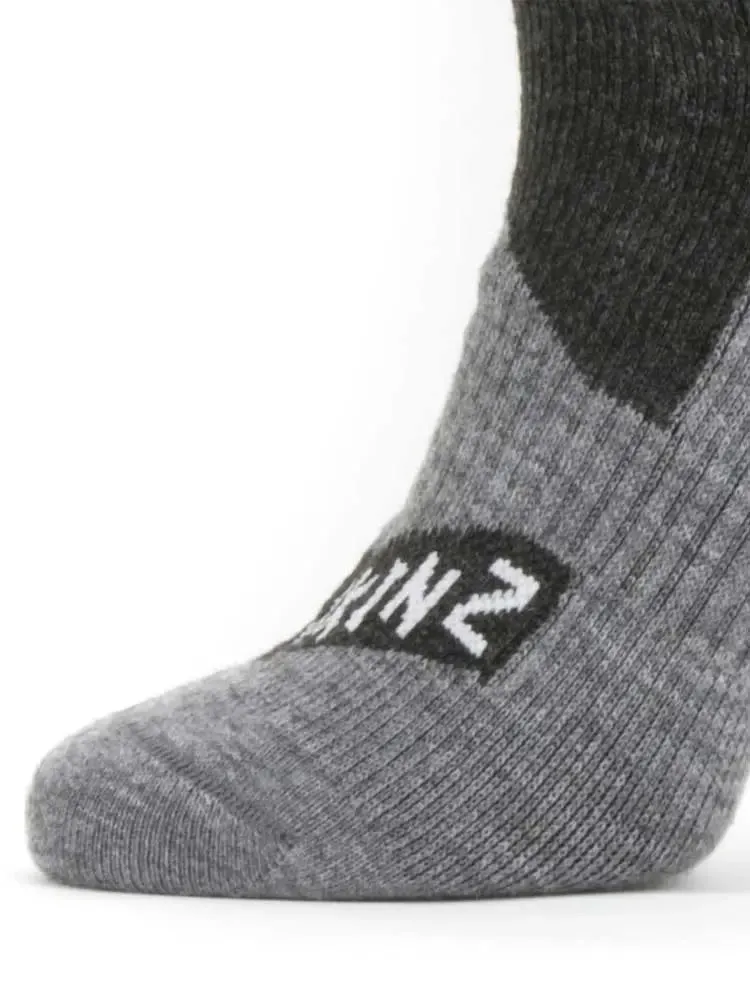 SEALSKINZ Raynham Socks - Waterproof All Weather Mid Length - Black & Grey