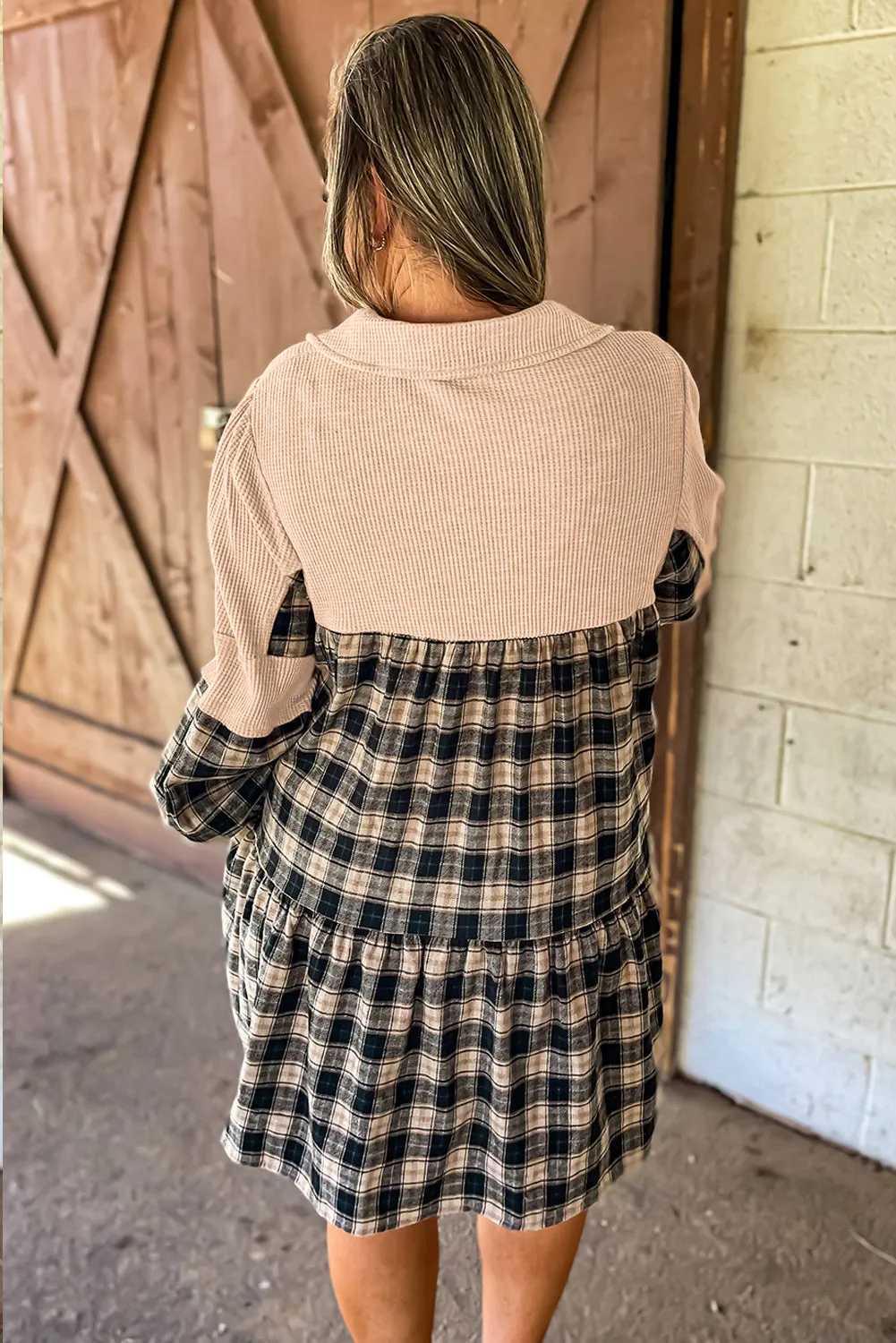 Stylish Plus Size Plaid Mini Dress with Puff Sleeves