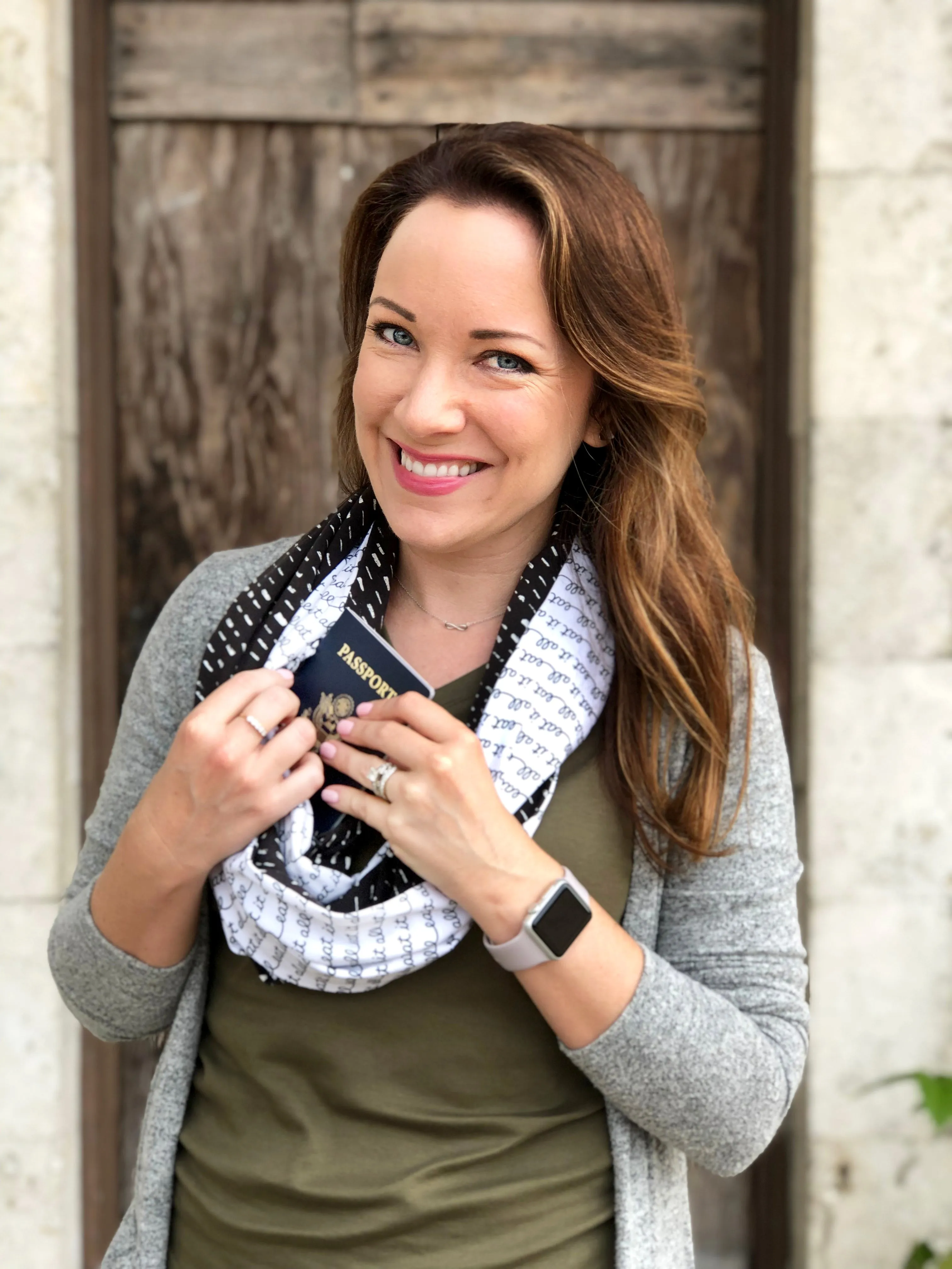 The Travel Bite Eat It All Scarf